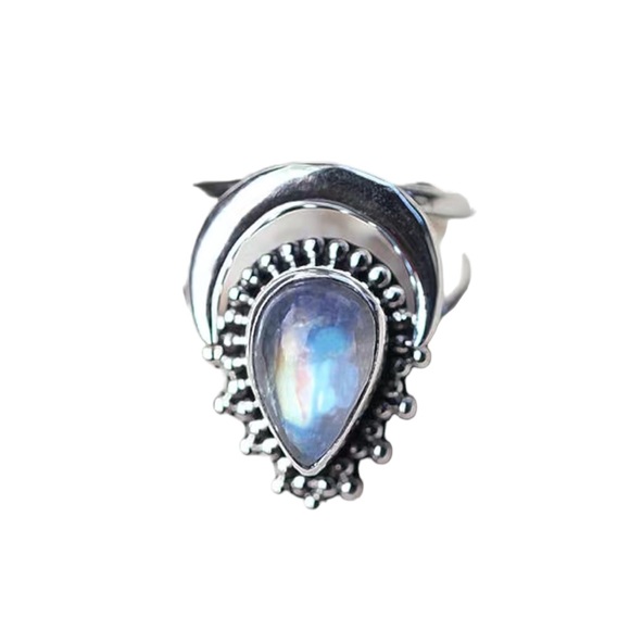Antique Silver Teardrop Moonstone Ring - Picture 1 of 4